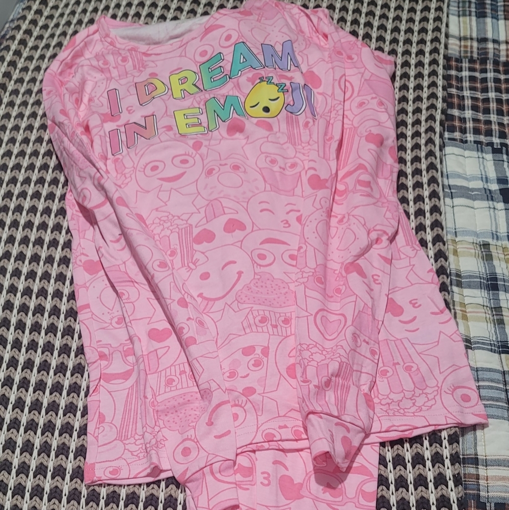 GIRLS NEW PAJAMAS